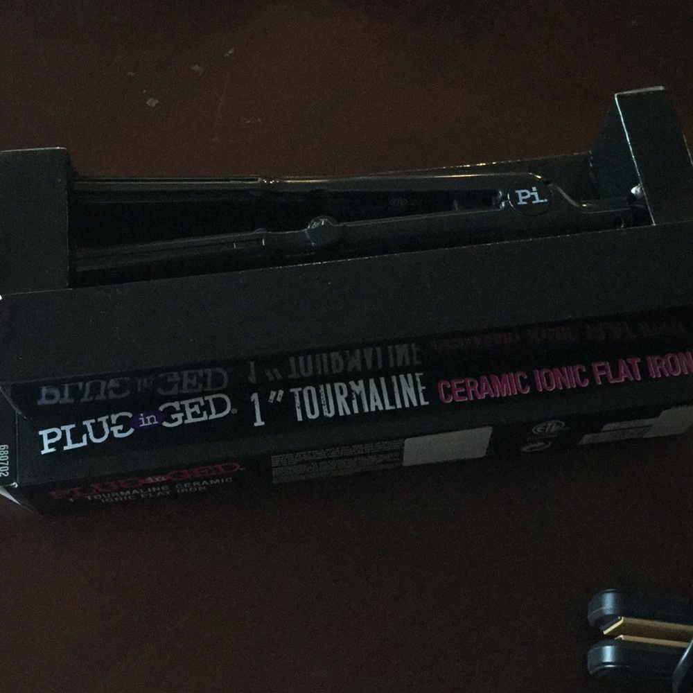1 “ ceramic flat iron